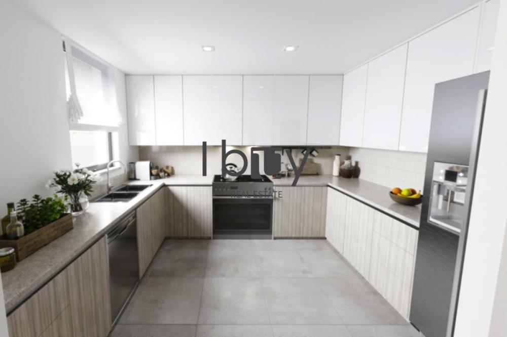 Close To Park | Single Row | Mid Unit | Best Price