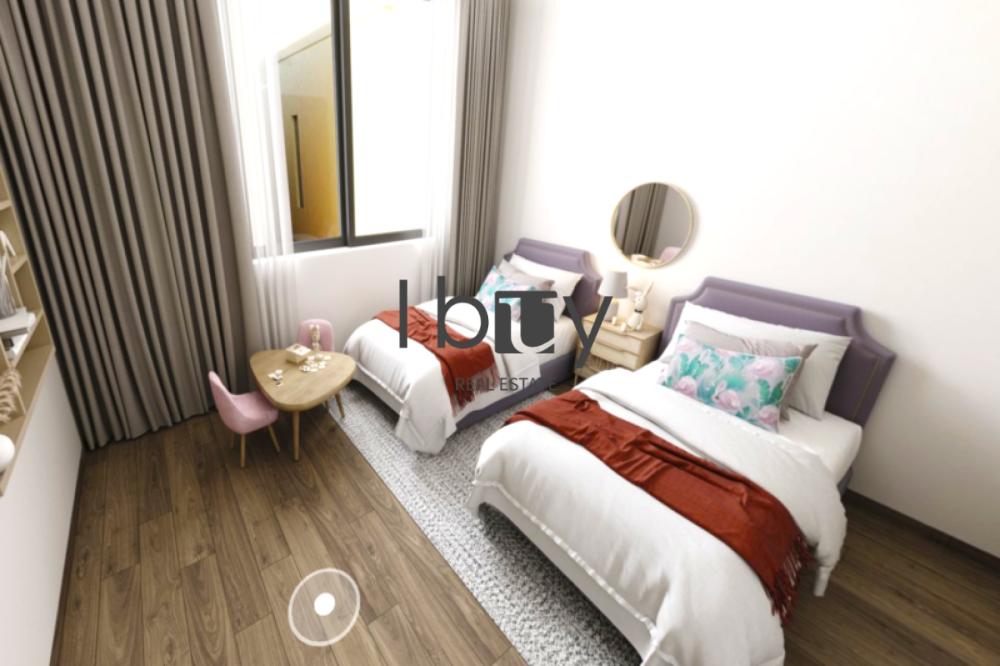 Close To Park | Single Row | Mid Unit | Best Price