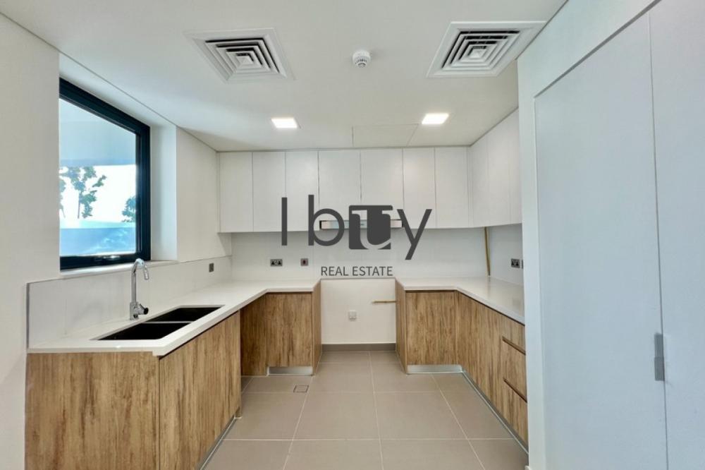 Single Row | Prime Area | Hot Deal | High Privacy