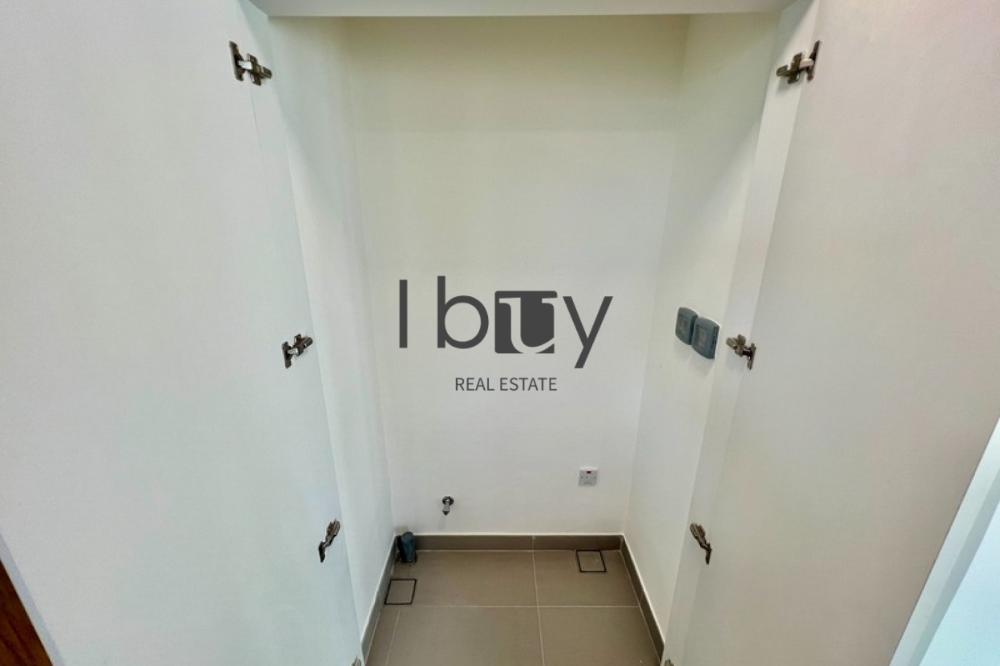 Single Row | Prime Area | Hot Deal | High Privacy