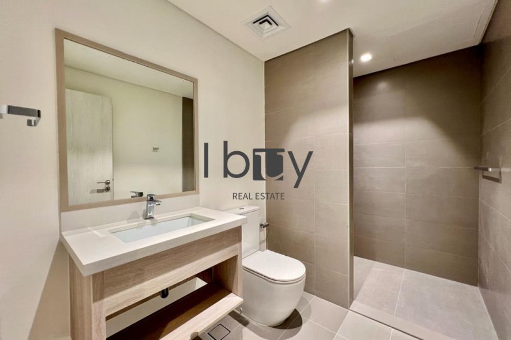 Single Row | Prime Area | Hot Deal | High Privacy
