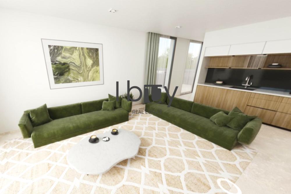Single Row | Mid Unit |Golf Course View | Hot Deal