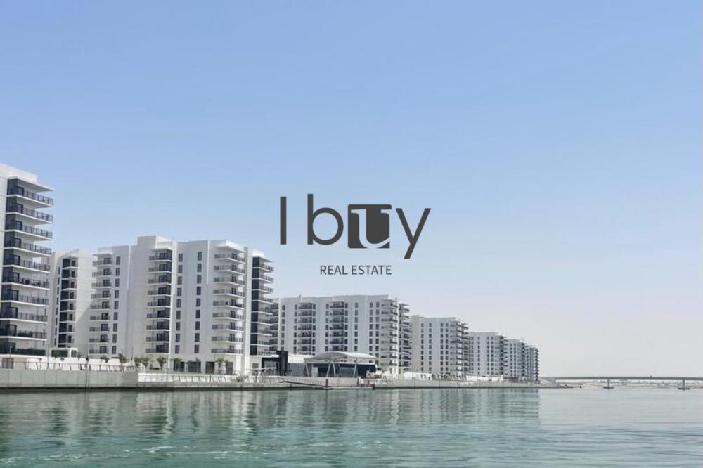 Sea World View | Ferrari World View | High Floor |