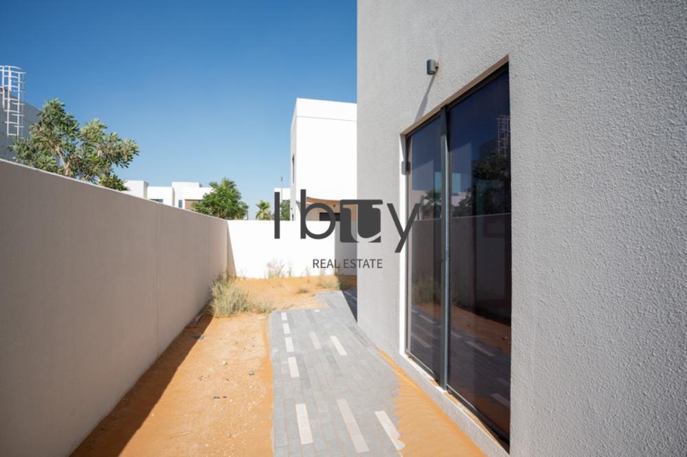 Rent Refund | Best Price | Single Row | Prime Area