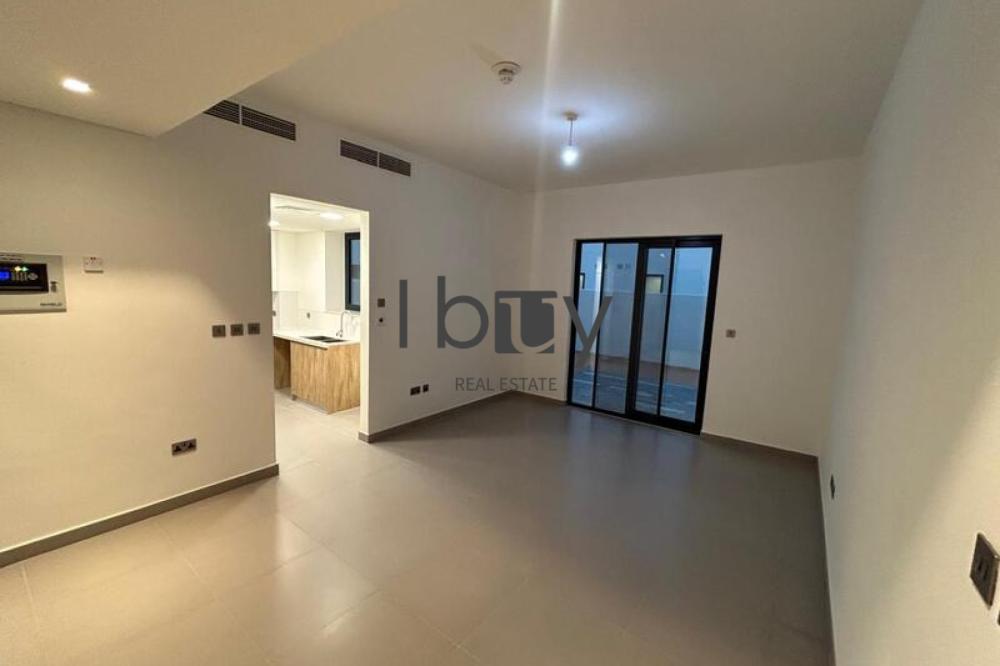 Rent Refund | Best Price | Single Row | Prime Area