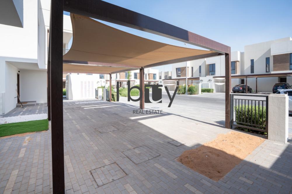 Rent Refund | Best Price | Single Row | Prime Area