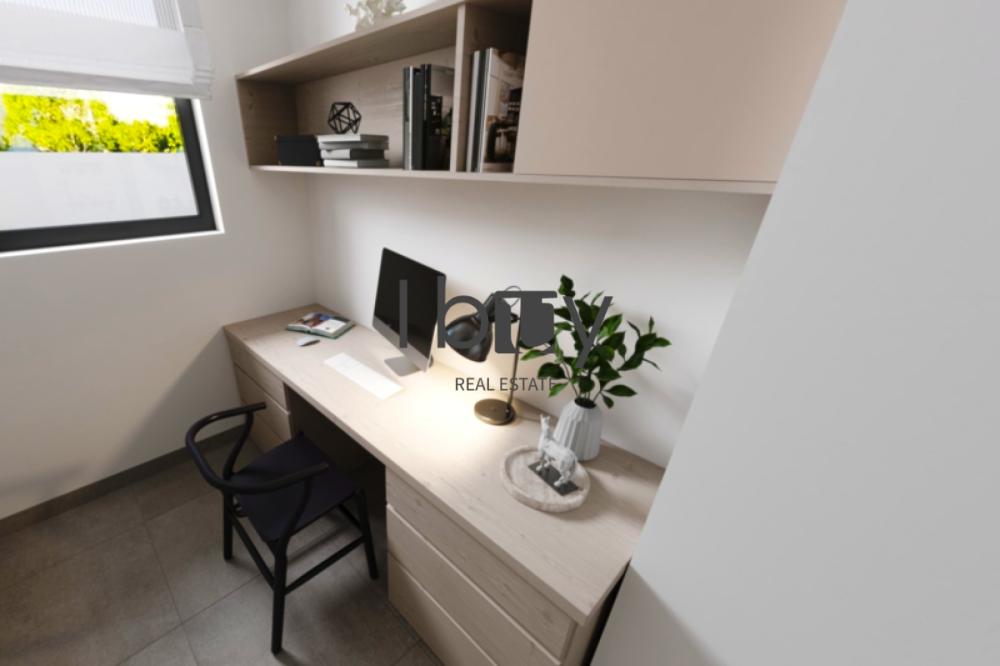 Single Row | Close To Amenities | Private Garden |