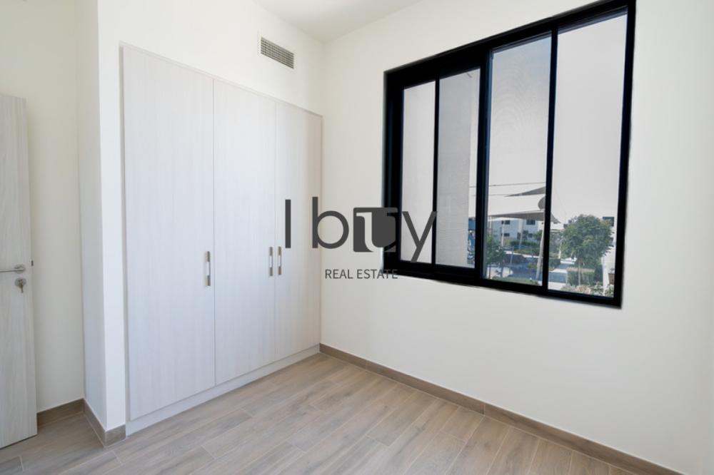 Single Row | Corner Unit | Good Price | Brand New