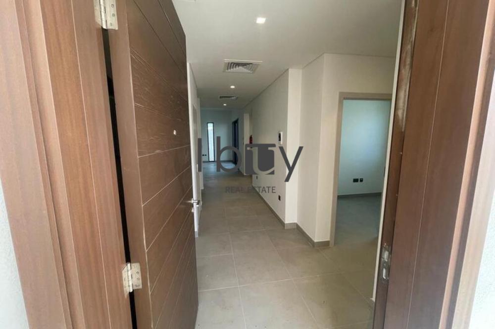 Double Row | Corner Unit | Prime Location |