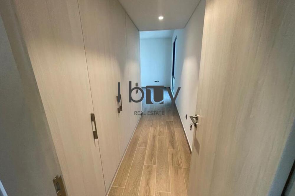 Double Row | Corner Unit | Prime Location |