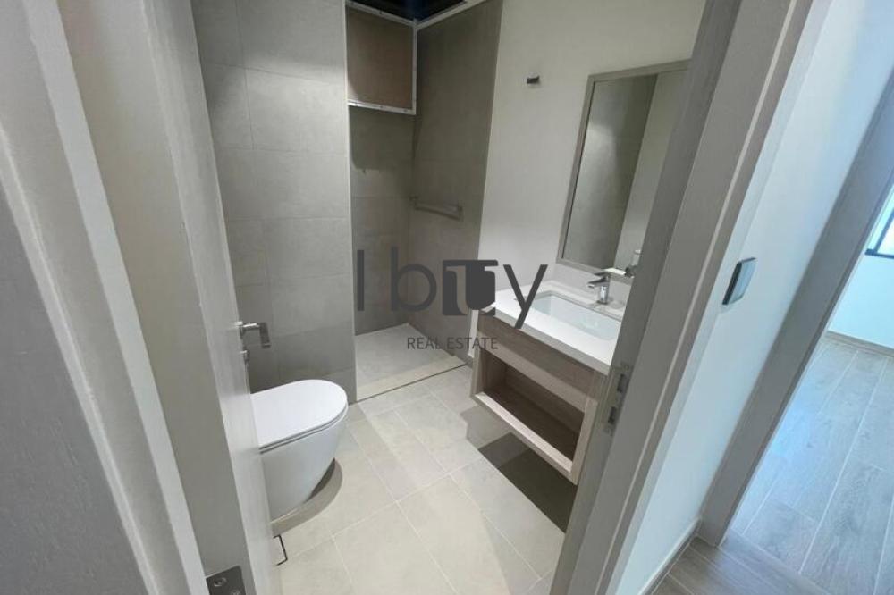 Double Row | Corner Unit | Prime Location |