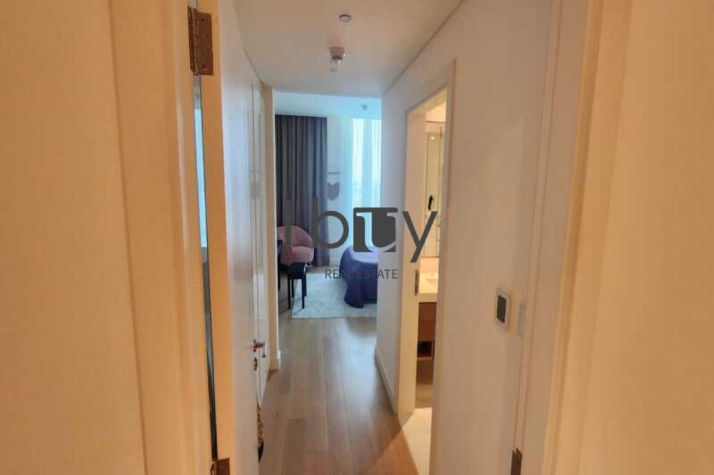 Luxurious 3BR Unit | Rare Layout | Exclusive |