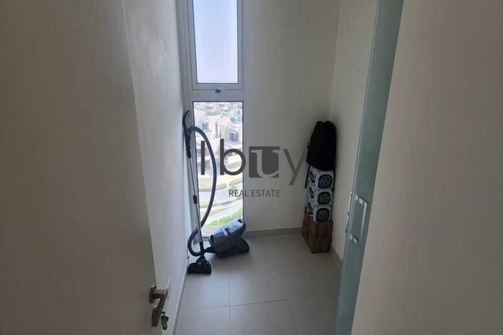 Luxurious 3BR Unit | Rare Layout | Exclusive |