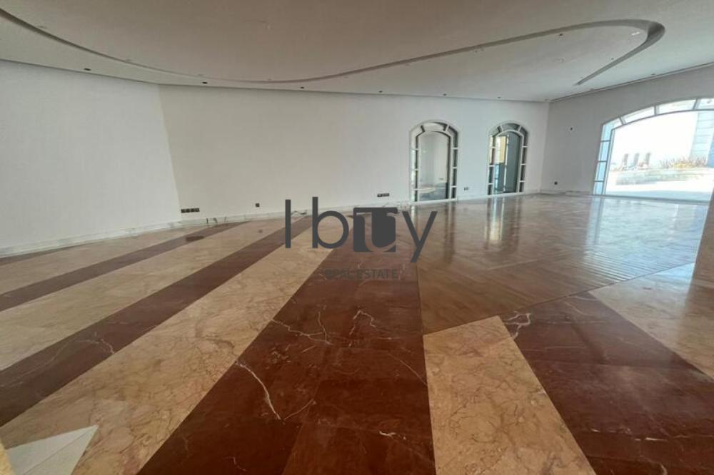 Private Pool | Luxury Mansion | Massive Layout |