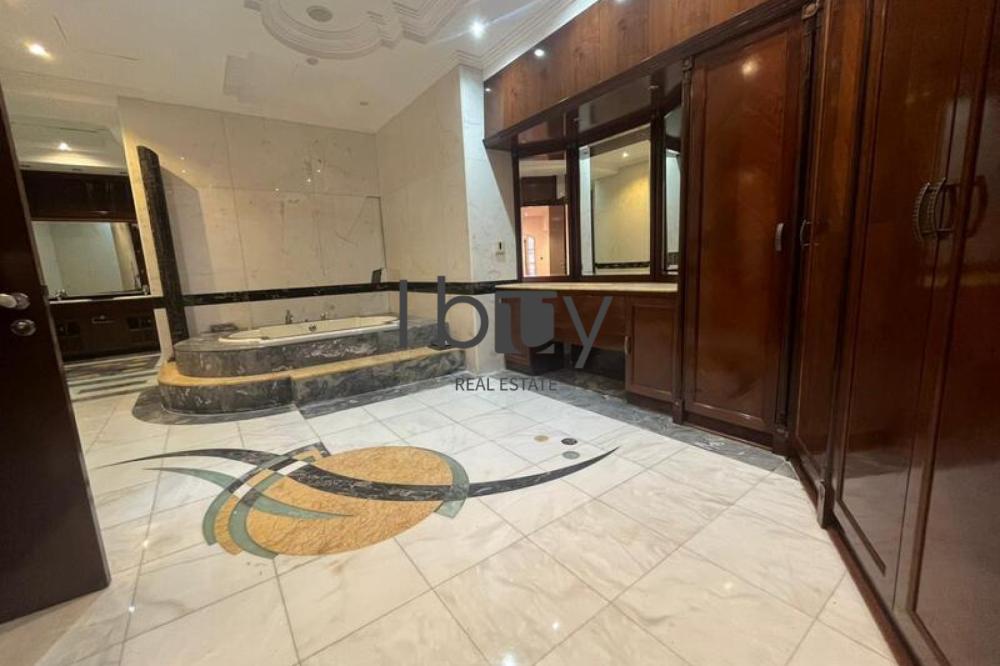 Private Pool | Luxury Mansion | Massive Layout |