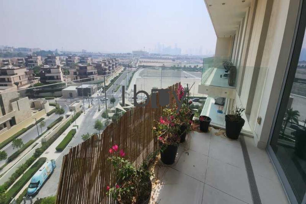 Luxurious 3BR Unit | Rare Layout | Exclusive |