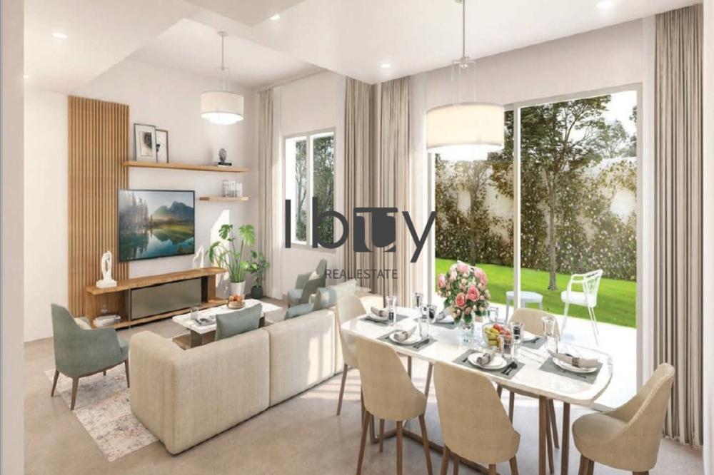 Double Row | End Unit | Maids Room | Prime Area