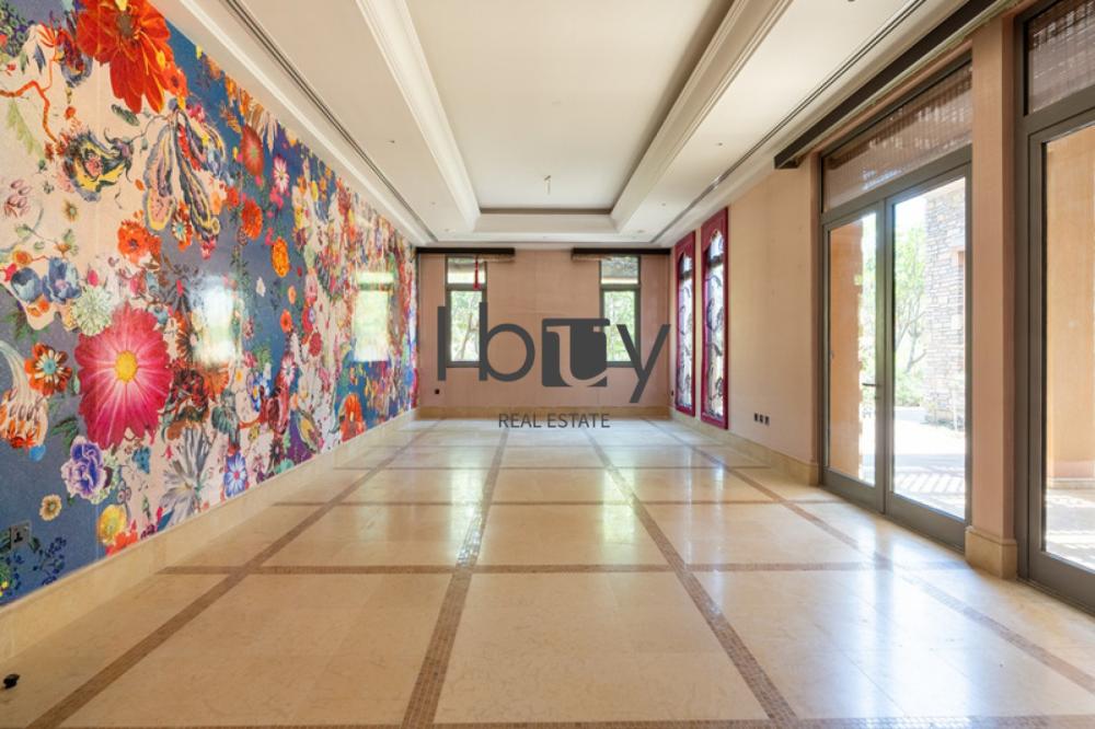 Golf Course View | High Privacy | Luxury Villa |