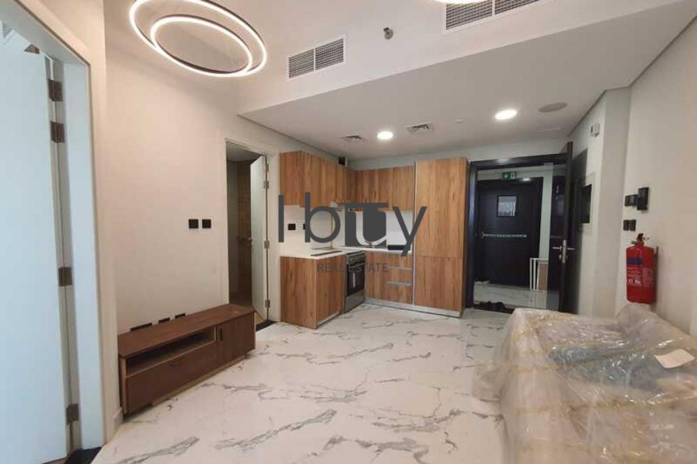 Ready To Live In | Furnished | 2 Parkings |