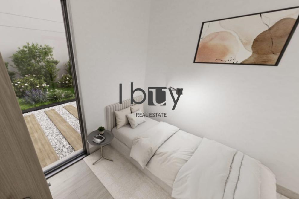 Limited 4 BR | End Unit | Hot Deal | Near To Park