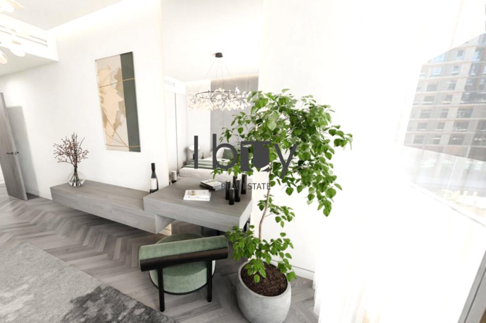 Hot Deal | Low Floor | Huge Balonices | Prime Area