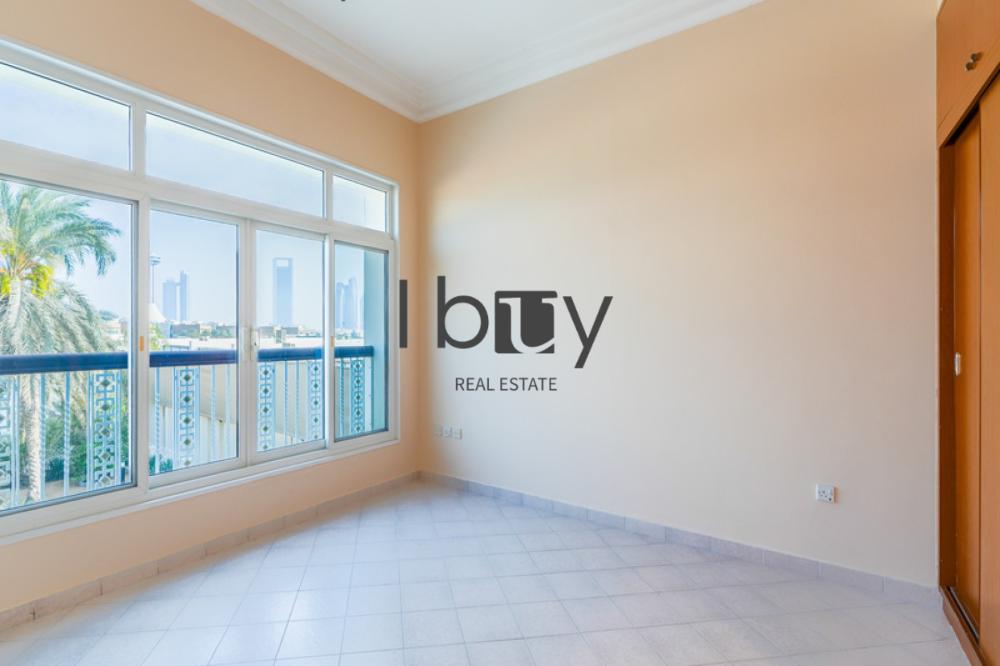Luxurious 5BR Villa | Private Beach| Full Sea View
