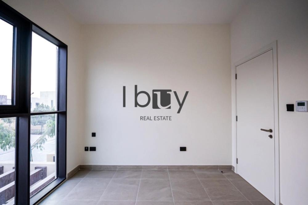 Al Tayr |Brand New | First Occupant |Large Terrace