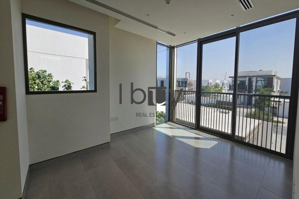 Handover Soon | Massive Layout | Elite Community