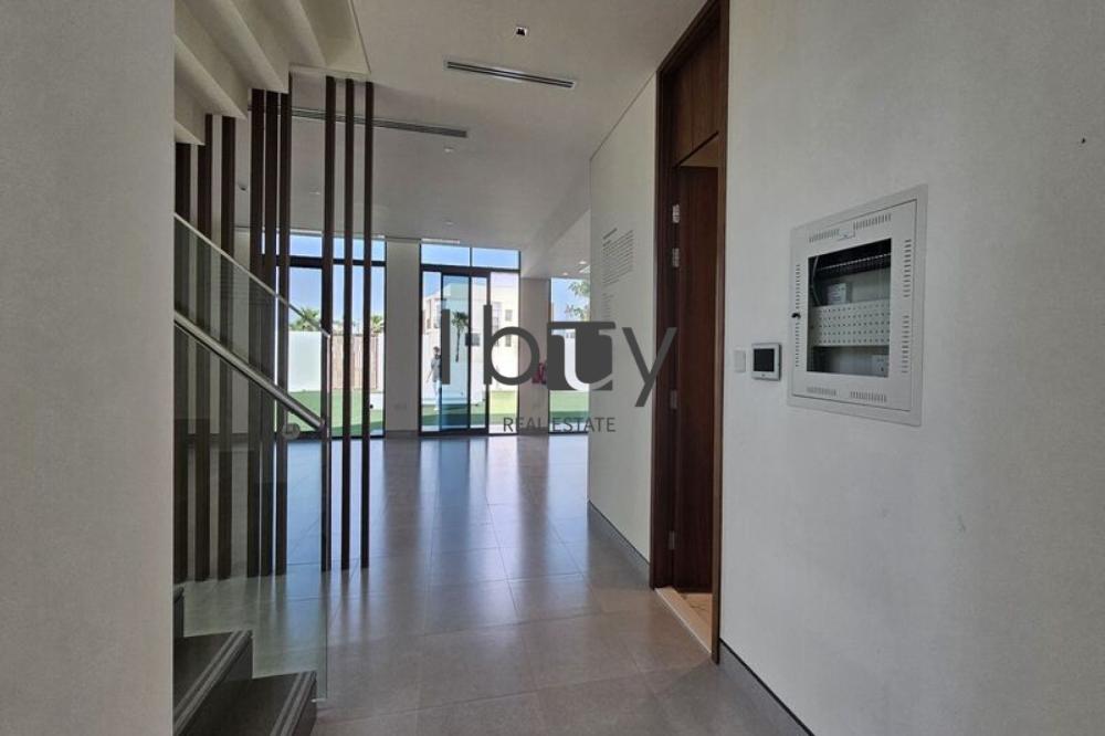 Handover Soon | Massive Layout | Elite Community