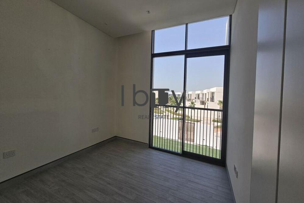 Handover Soon | Massive Layout | Elite Community