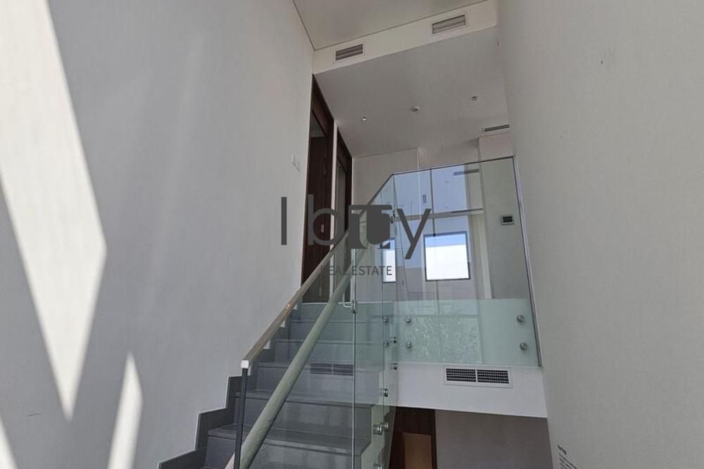 Handover Soon | Massive Layout | Elite Community