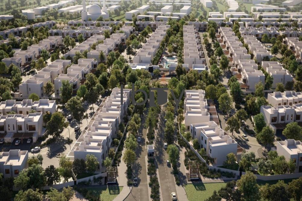 Single Row | Large Garden Area | Corner Unit |