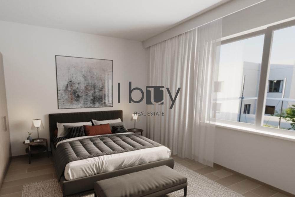 Single Row | Large Garden Area | Corner Unit |