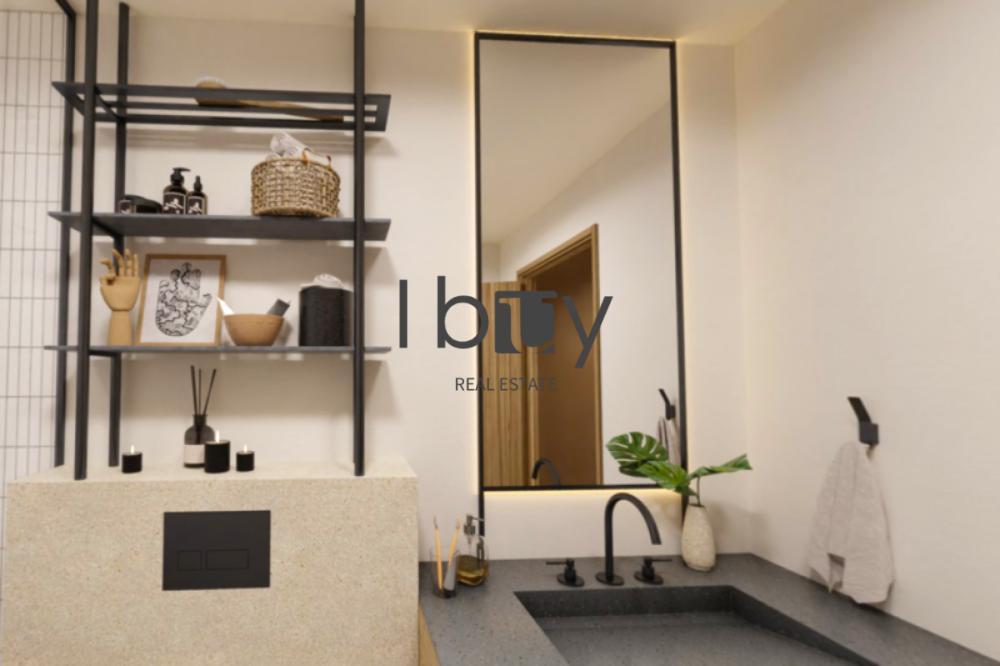 Lavish Corner unit | Best Investment | High Floor