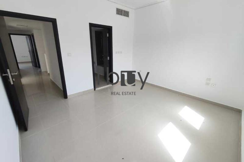 Desert Style | Spacious Unit | Maids Room | Hot Deal