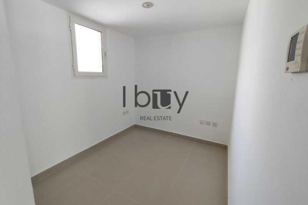 Desert Style | Spacious Unit | Maids Room | Hot Deal