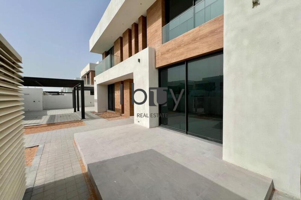 Corner Unit |Double Row | Large Plot | Ready Unit