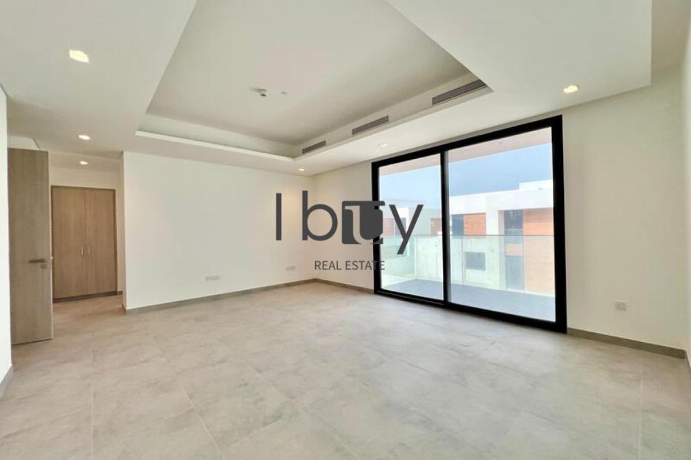 Corner Unit |Double Row | Large Plot | Ready Unit