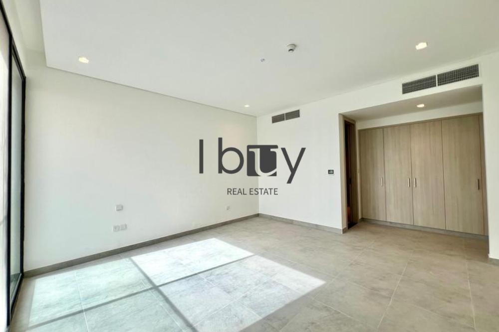 Corner Unit |Double Row | Large Plot | Ready Unit