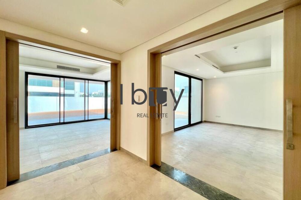 Corner Unit |Double Row | Large Plot | Ready Unit