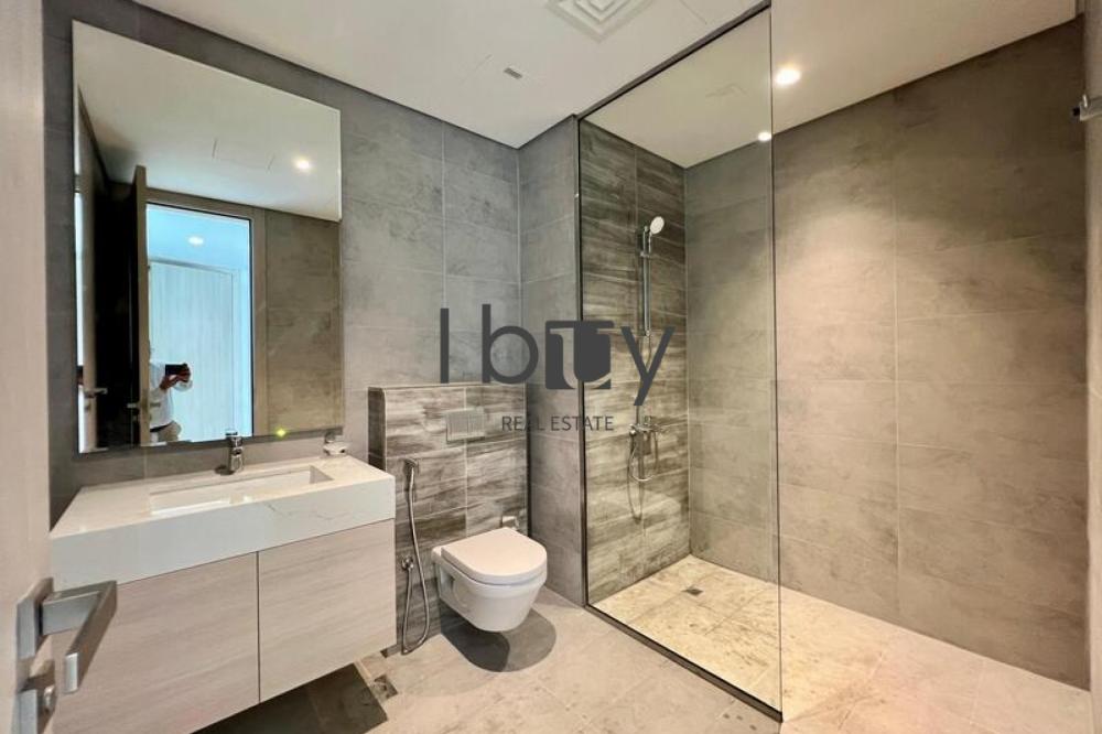 Corner Unit |Double Row | Large Plot | Ready Unit