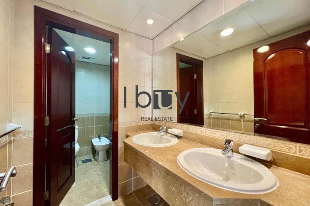 Private Garden | Massive Layout | High Privacy |