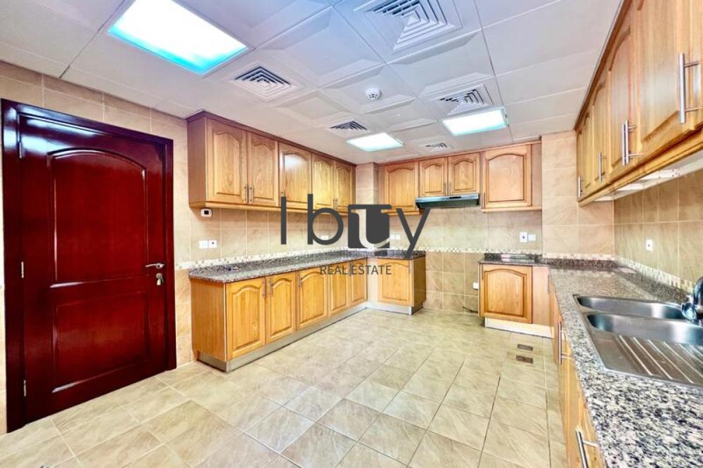 Private Garden | Massive Layout | High Privacy |