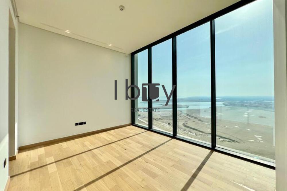 Sea View| High Floor | High Ceiling  | Wood Floor