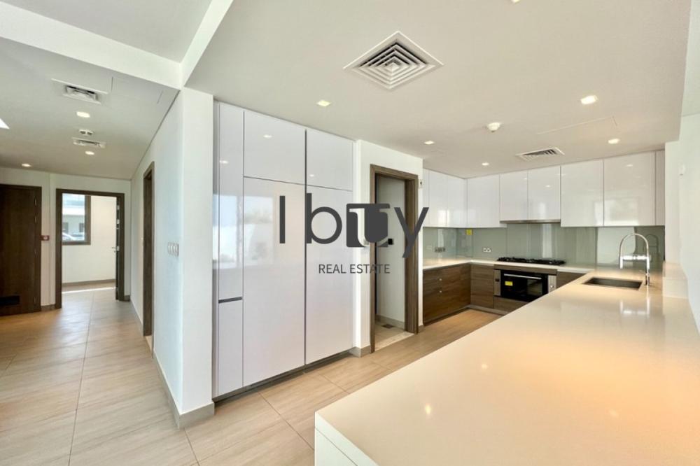 Rented | Single Row | Close To Facilities |