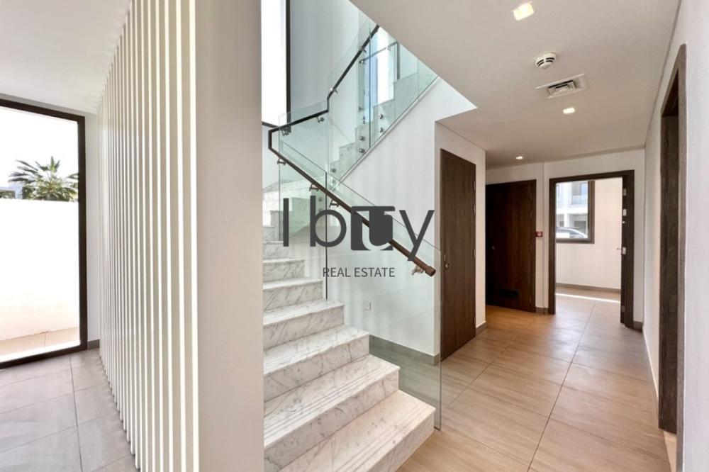 Rented | Single Row | Close To Facilities |