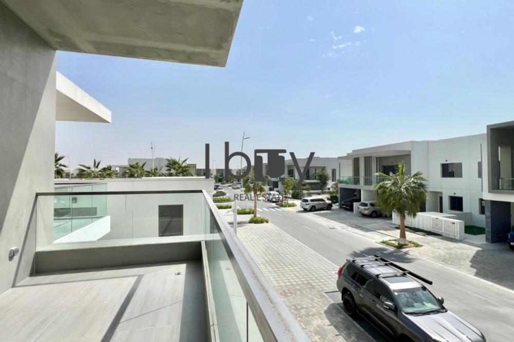 Rented | Single Row | Close To Facilities |