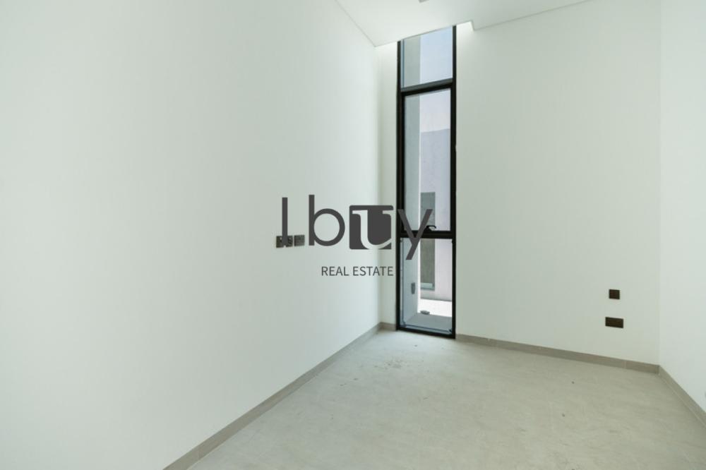 Semi-Commercial Villa | Nursery- Clinic Approved |