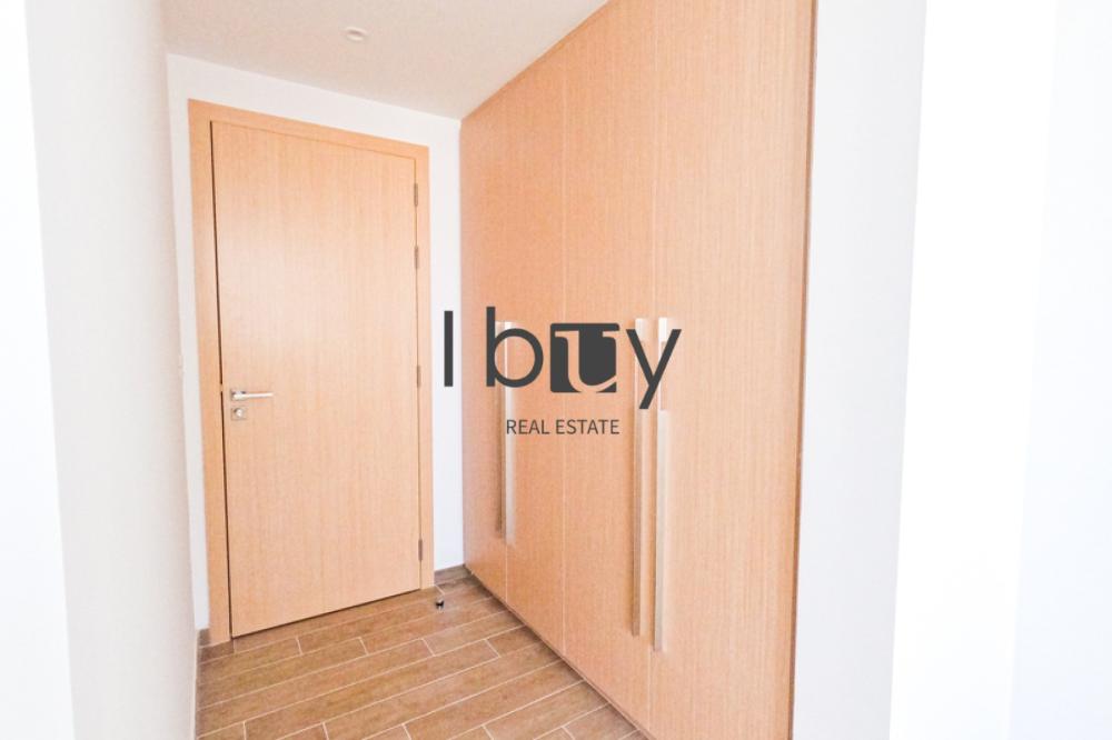 Spacious 3 BR | Corner Unit | Best View | Hot Deal