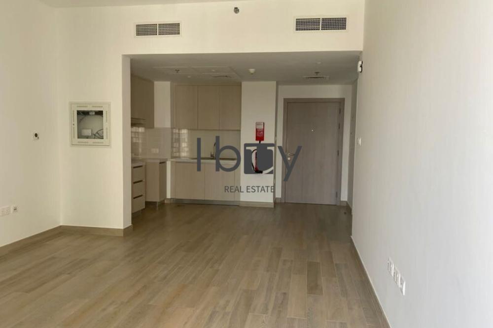 Pool and Canal View | Prime Location | Best Invest